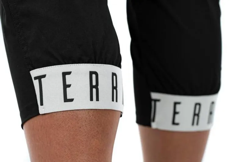 Cube ATX Womens Cropped Pants - Black 5 Cube ATX Womens Cropped Pants - Black - Image 3