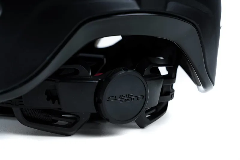 Cube Quest MTB Helmet - Black 6 Cube Quest MTB Helmet - Black - Image 4