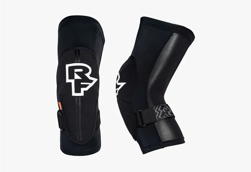 Race Face Indy Knee Guard - Stealth 3 Race Face Indy Knee Guard - Stealth