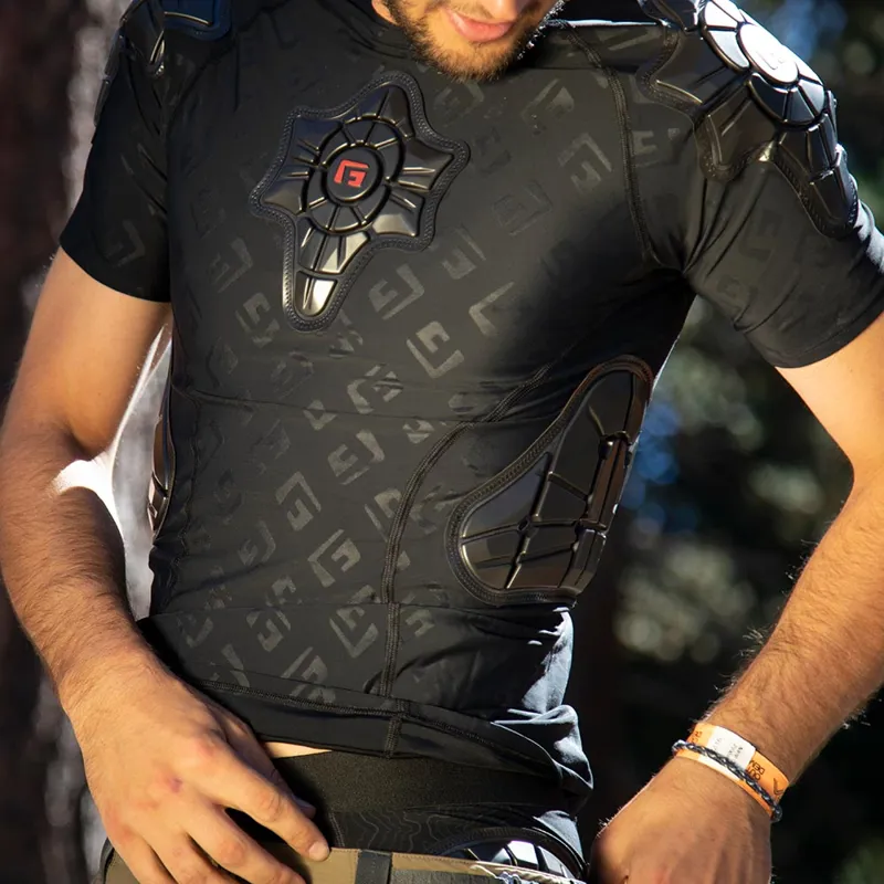 G-Form Pro-X Short Sleeve Body Armour Shirt - Black 5 G-Form Pro-X Short Sleeve Body Armour Shirt - Black - Image 3