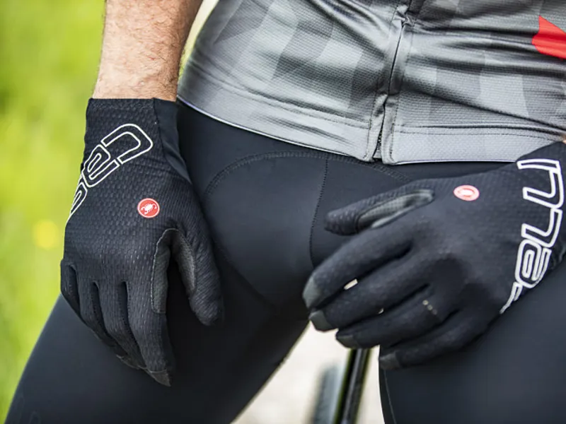 Castelli Unlimited Long Finger Gloves - Black 6 Castelli Unlimited Long Finger Gloves - Black - Image 4