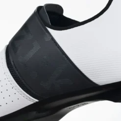 Fizik Vento Infinito Carbon 2 Road Shoes - White/Black 18 Fizik Vento Infinito Carbon 2 Road Shoes - White/Black -CycloPro Shop 7415WHTBLK 5