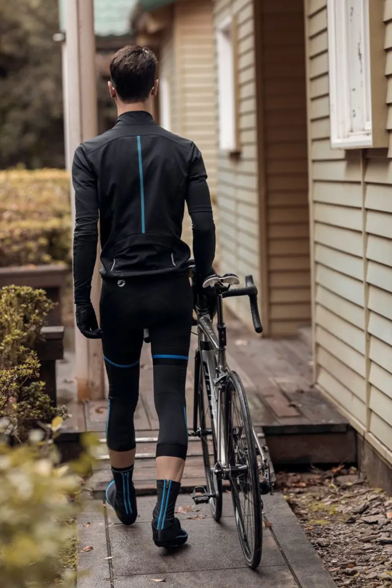 Giant Diversion Thermal Shoe Covers - Black/Blue 3 Giant Diversion Thermal Shoe Covers - Black/Blue