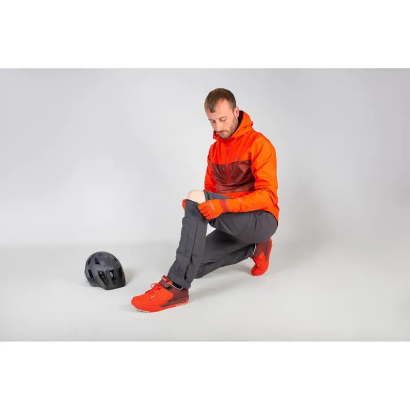 Endura Hummvee Men's MTB Zip-Off Trouser - Grey 10 Endura Hummvee Men's MTB Zip-Off Trouser - Grey - Image 8