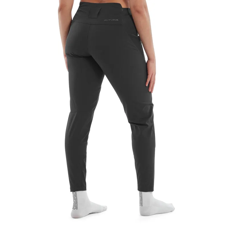 Altura Esker Trail Women's Trousers - Black 5 Altura Esker Trail Women's Trousers - Black - Image 3