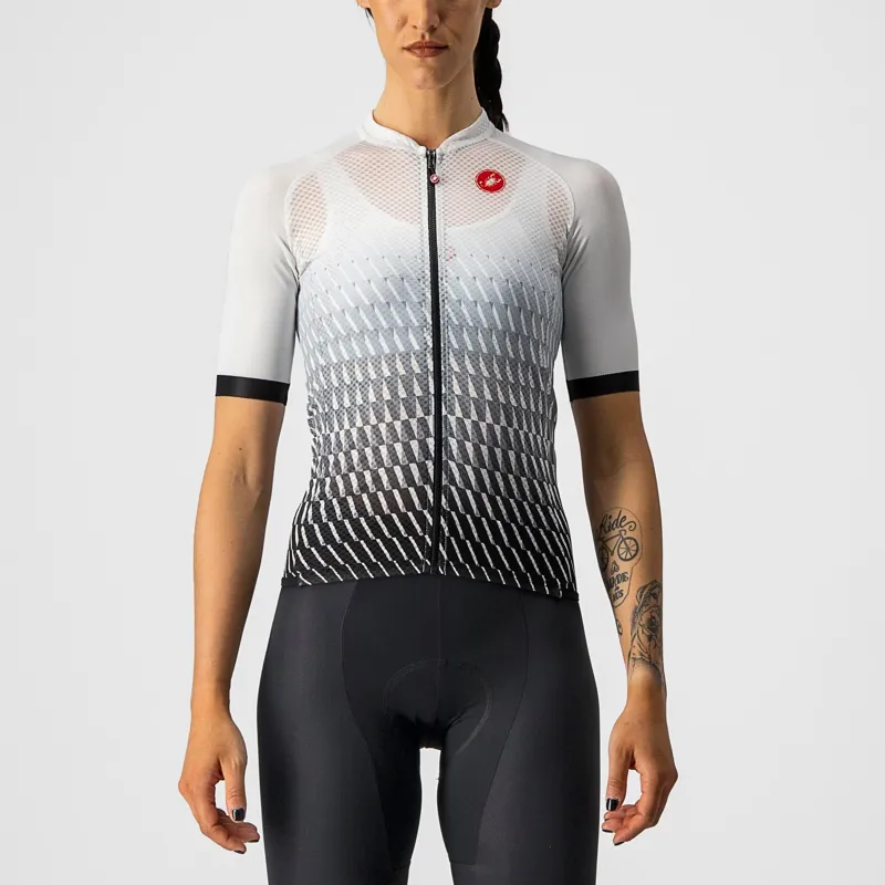 Castelli Climber's 2.0 Women's Short Sleeve Jersey - White/Silver Grey/ Black 5 Castelli Climber's 2.0 Women's Short Sleeve Jersey - White/Silver Grey/ Black - Image 3