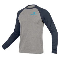 Endura One Clan Raglan Men's Long Sleeve Casual T-shirt - Grey 8 Endura One Clan Raglan Men's Long Sleeve Casual T-shirt - Grey -CycloPro Shop E3151BI lg