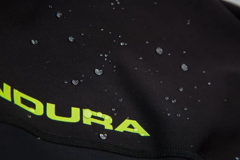 Endura Windchill Bibtights - Black/Hi-Viz Yellow 6 Endura Windchill Bibtights - Black/Hi-Viz Yellow - Image 4