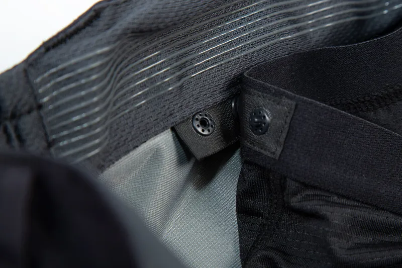 Endura MT500 Waterproof Trouser II - Black 10 Endura MT500 Waterproof Trouser II - Black - Image 8