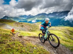 Endura SingleTrack II Women's Baggy Shorts - Spruce Green -CycloPro Shop E8116GSSpruceGRN 8