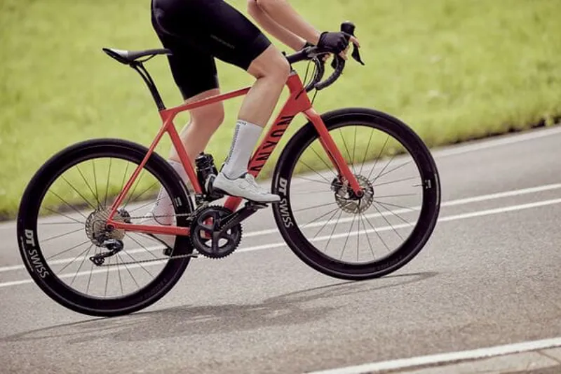 Shimano RC502W Women's SPD-SL Road Shoes - White 4 Shimano RC502W Women's SPD-SL Road Shoes - White - Image 2