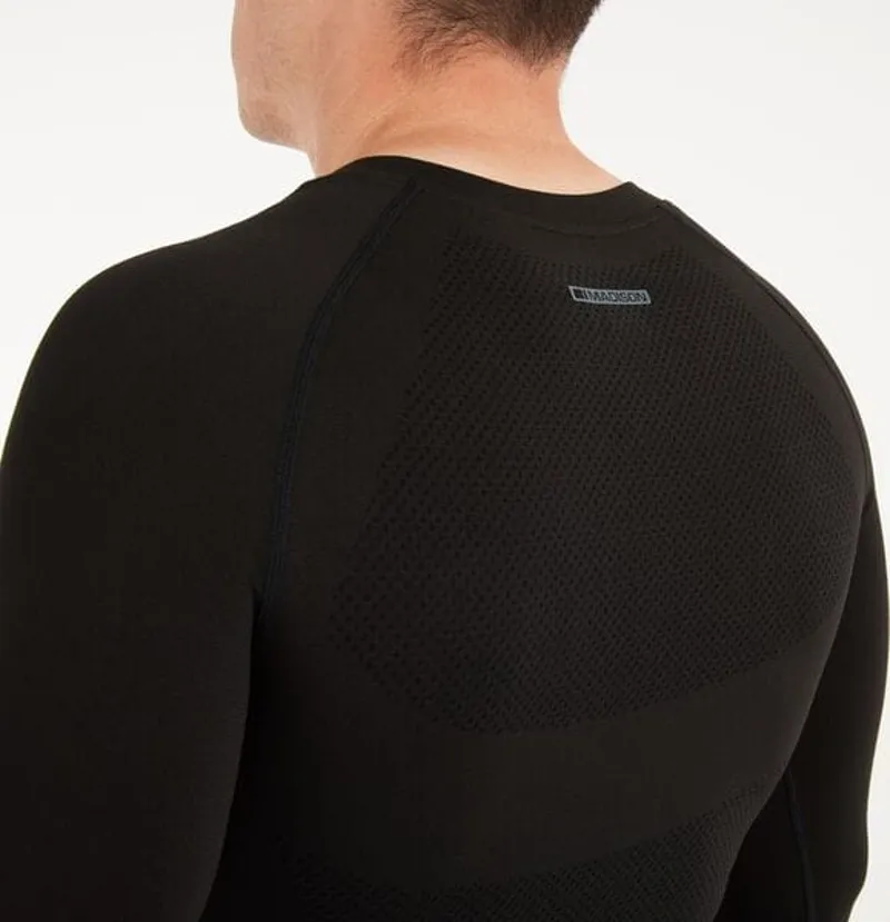 Madison Isoler Mesh Long Sleeve Men's Base Layer - Black 5 Madison Isoler Mesh Long Sleeve Men's Base Layer - Black - Image 3