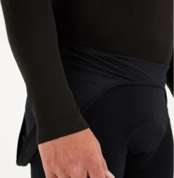 Madison Isoler Mesh Long Sleeve Men's Base Layer - Black 9 Madison Isoler Mesh Long Sleeve Men's Base Layer - Black -CycloPro Shop VARMCL21W41BLK 5