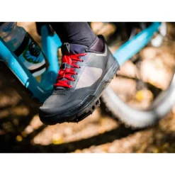 Shimano GR701 Men's Flat MTB Shoes - Black 10 Shimano GR701 Men's Flat MTB Shoes - Black -CycloPro Shop bgr701l life2