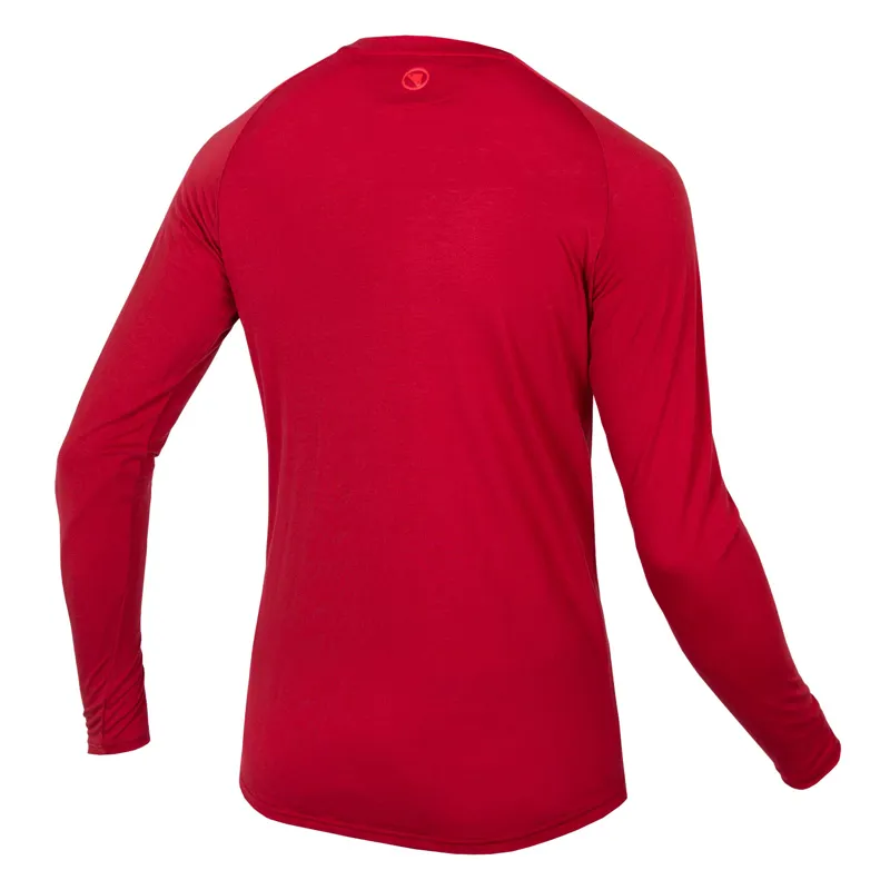 Endura BaaBaa Blend Men's Long Sleeve Baselayer - Rust Red 7 Endura BaaBaa Blend Men's Long Sleeve Baselayer - Rust Red - Image 5