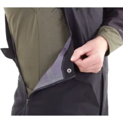 Madison DTE 3-Layer Men's Waterproof Bib Trousers - Black 23 Madison DTE 3-Layer Men's Waterproof Bib Trousers - Black -CycloPro Shop mcl23w430 03