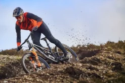 Madison Flux Men's DWR Trail Trousers - Black 10 Madison Flux Men's DWR Trail Trousers - Black -CycloPro Shop mcl23w591 10