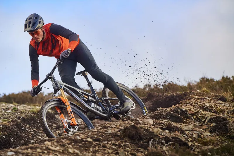 Madison Flux Men's DWR Trail Trousers - Black 6 Madison Flux Men's DWR Trail Trousers - Black - Image 4