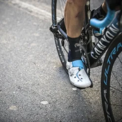 Fizik Infinito R1 Movistar Edition Road Shoes - Movistar -CycloPro Shop movistar shoes 2