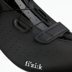 Fizik R5 Tempo Overcurve Road Shoes - Black/Black -CycloPro Shop tempo r5 overcurve black black detail2 1