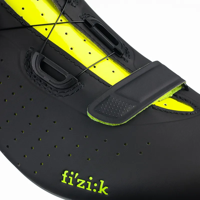 Fizik R5 Tempo Overcurve Road Shoes - Black/Yellow 5 Fizik R5 Tempo Overcurve Road Shoes - Black/Yellow - Image 3