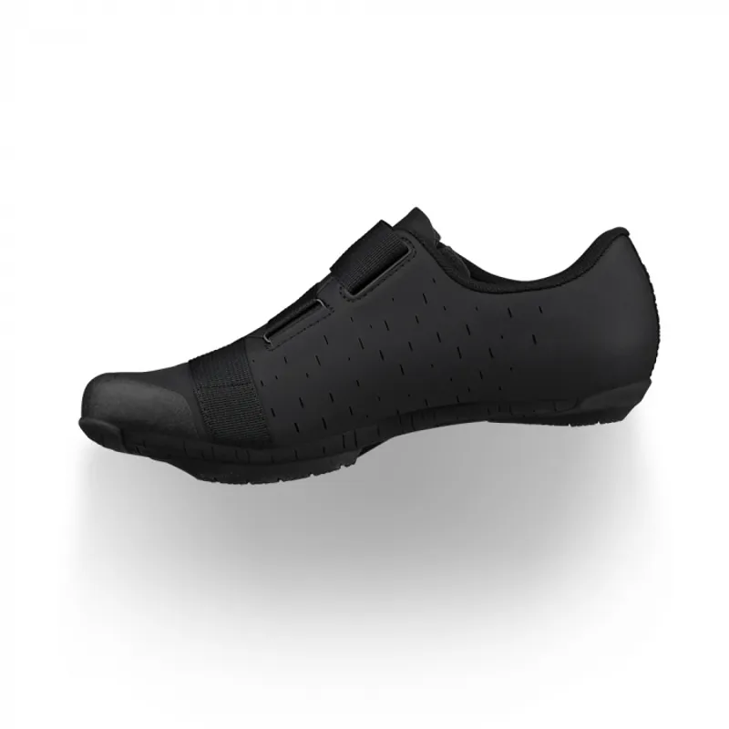 Fizik X4 Terra Powerstrap Gravel Road Shoes - Black/Black 5 Fizik X4 Terra Powerstrap Gravel Road Shoes - Black/Black - Image 3