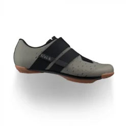Fizik X4 Terra Powerstrap Gravel Road Shoes - Grey/Grape -CycloPro Shop terra powerstrap x4 mud caramel side floating 1 1