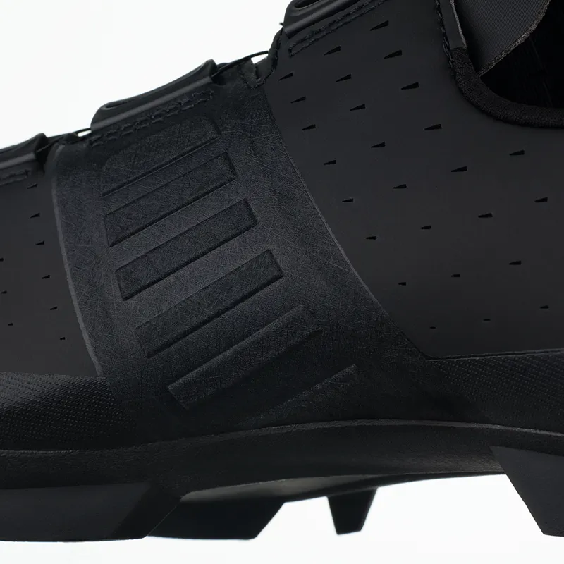 Fizik X3 Vento Overcurve MTB Shoes - Black/Black 8 Fizik X3 Vento Overcurve MTB Shoes - Black/Black - Image 6